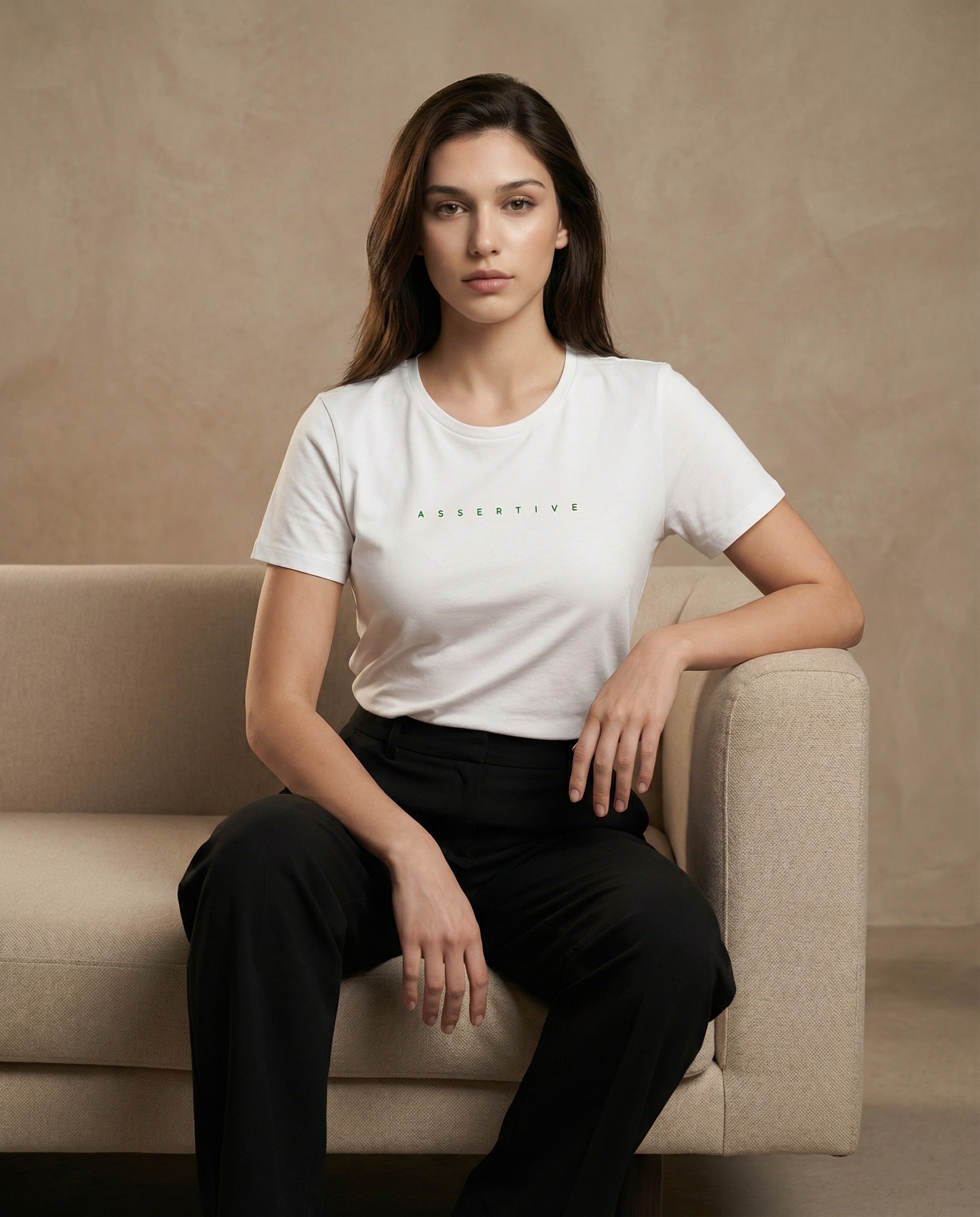 Aurulu Assertive Performance women's crewneck sweatshirt in print material, featuring a stylish, comfortable fit.
