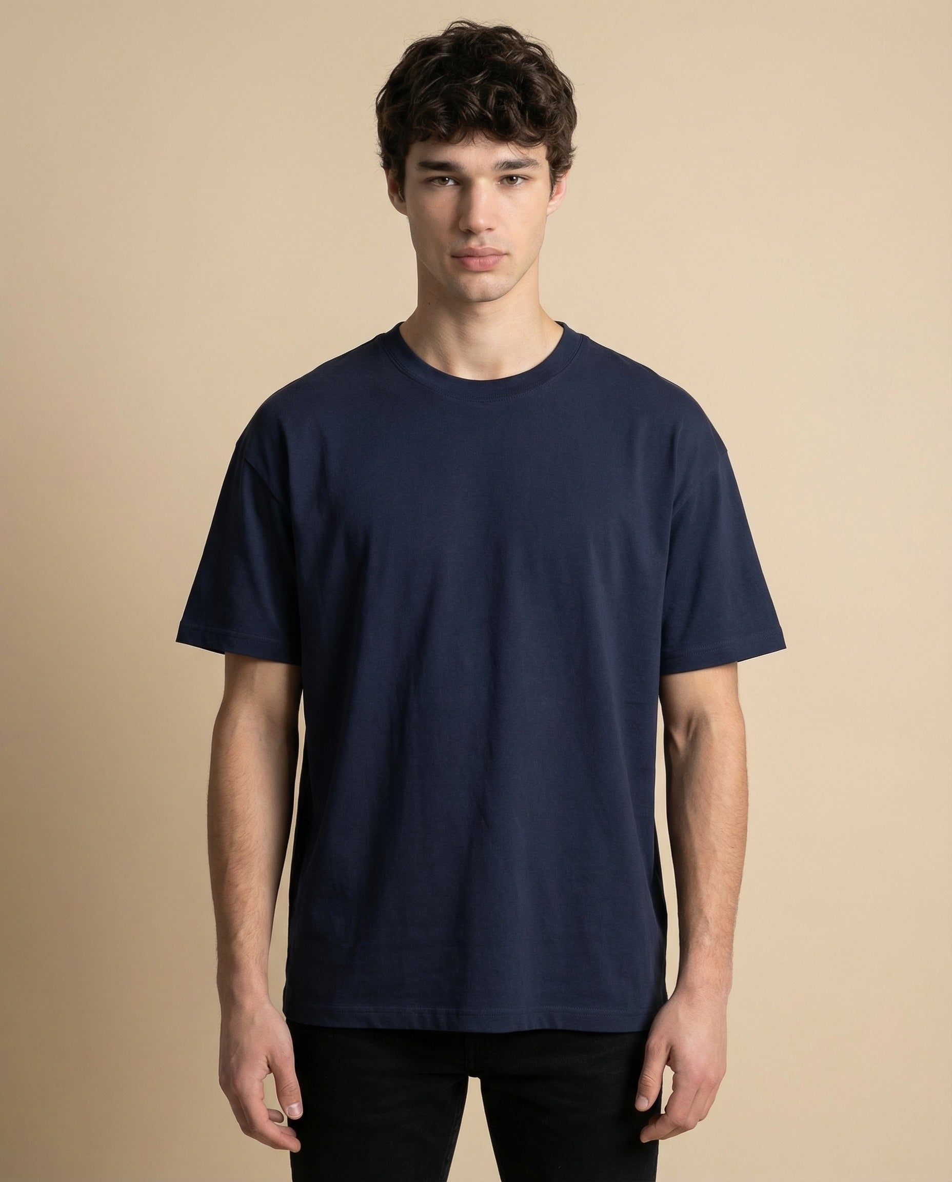 Men's oversized Italian print T-shirt by Aurulu, featuring a stylish design on soft, comfortable fabric.