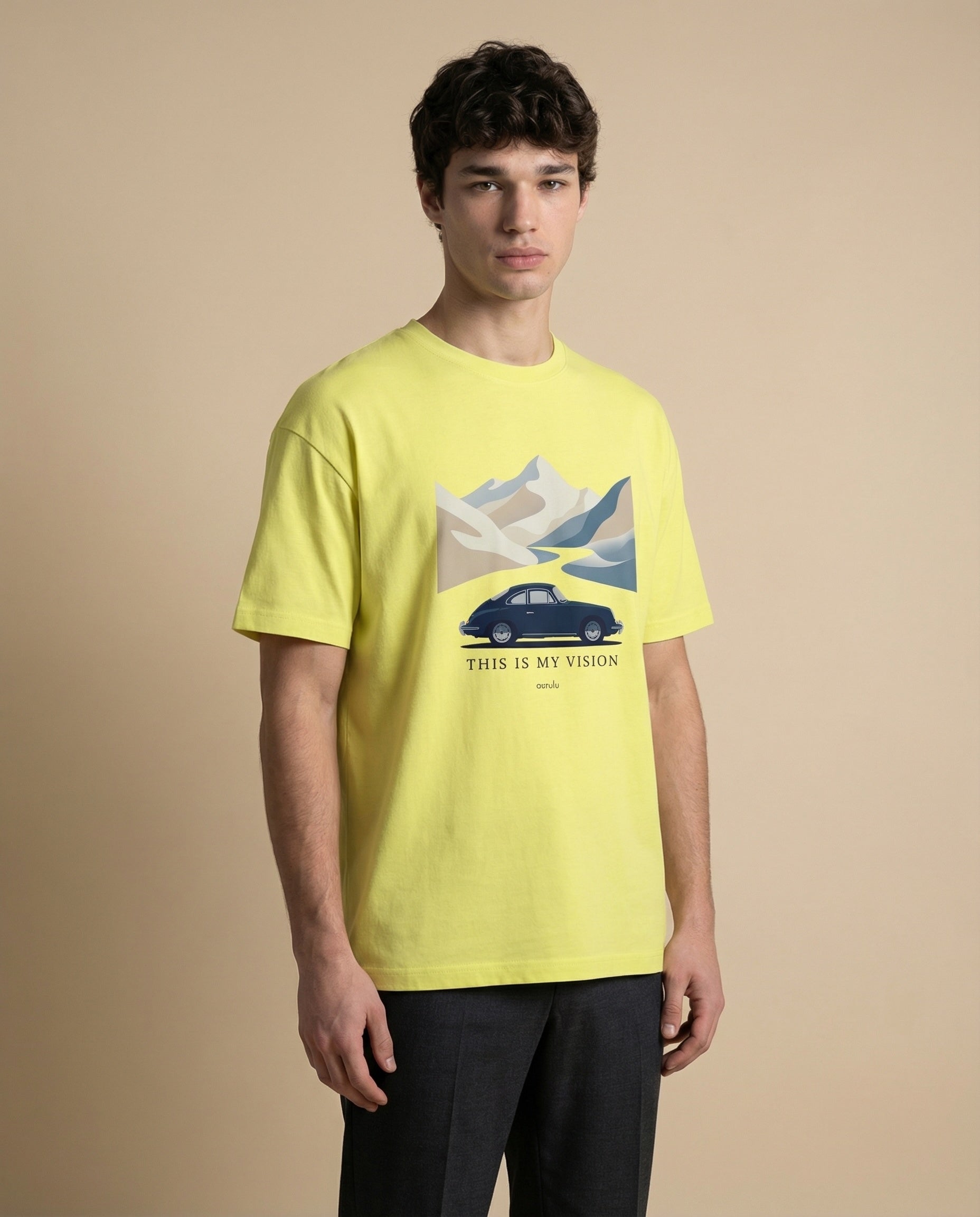 Men's oversized print tee by aurulu featuring a bold graphic design, made from comfortable, high-quality print material.