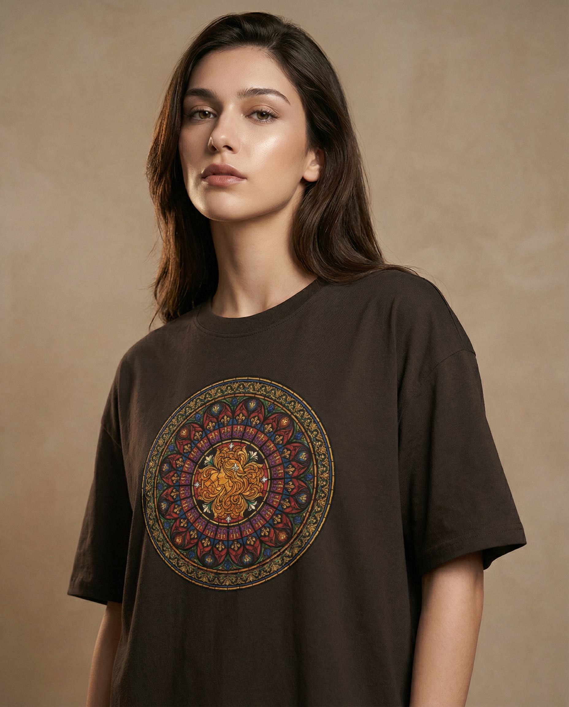 Aurulu Sancta Aurelia oversized women's print tee featuring a bold graphic design on soft fabric.